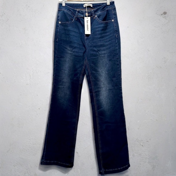 NWT Women’s Dark Wash Stretchy Classic Straight Wide Leg Jeans Size S - Picture 1 of 6